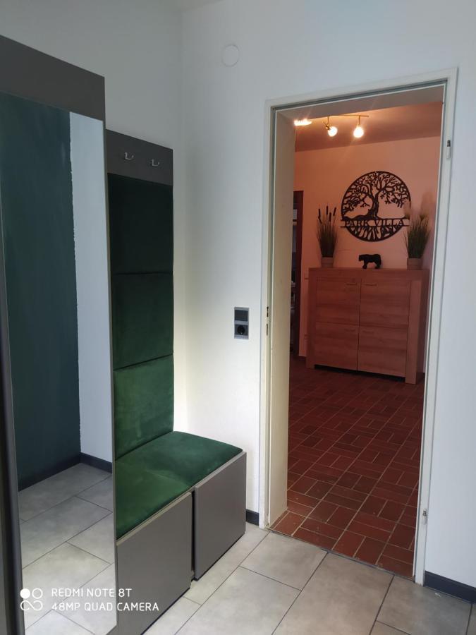 Park Villa Ferienwohnung Mit Pool Und 3 Schlafzimmer Uelzen Eksteriør bilde