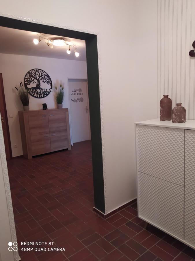 Park Villa Ferienwohnung Mit Pool Und 3 Schlafzimmer Uelzen Eksteriør bilde